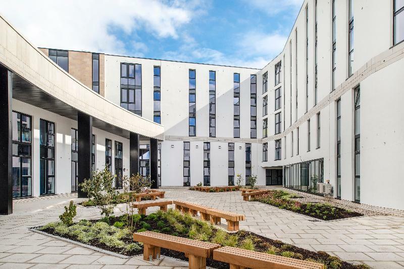 Destiny Student - Holyrood Otel Edinburgh Dış mekan fotoğraf